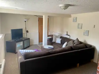 Must See. 3 bedroom suite. Best deal in Gordonhead Bright 3 Bedroom newer basement suite steps to UV...