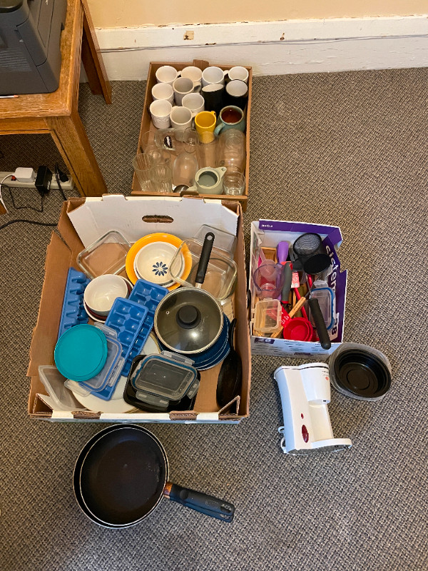 Huge Lot of Kitchen Supplies! Lots of Stuff Available! in Kitchen & Dining Wares in Bedford