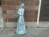 Girl Statue - Outdoor Yard Decor