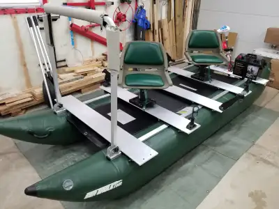 2021 Sea Eagle 375FC Fishing boat with 70lb thrust Watersnake Advance electric motor($500USD value)....