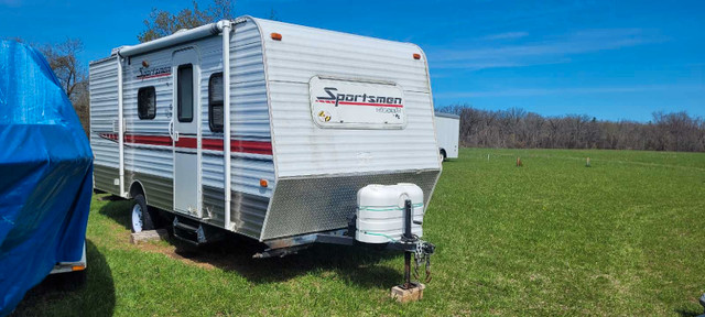 2012 Sportsman with bunks in Travel Trailers & Campers in Peterborough