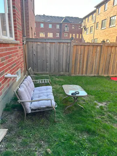 Ground Floor, Seperate Enterance at the back, Front door access with locked room on that floor. Your...