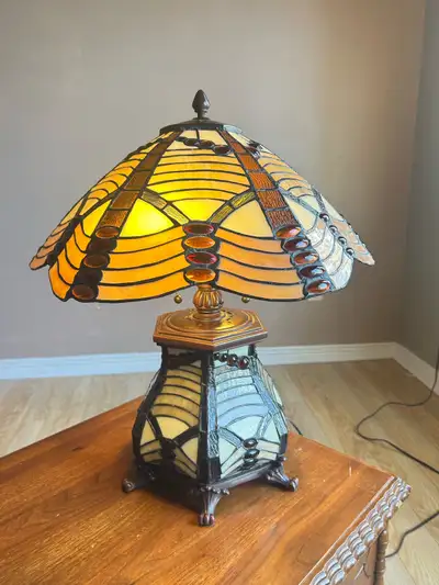Tiffany Style Stained Glass Table Lamp, View more