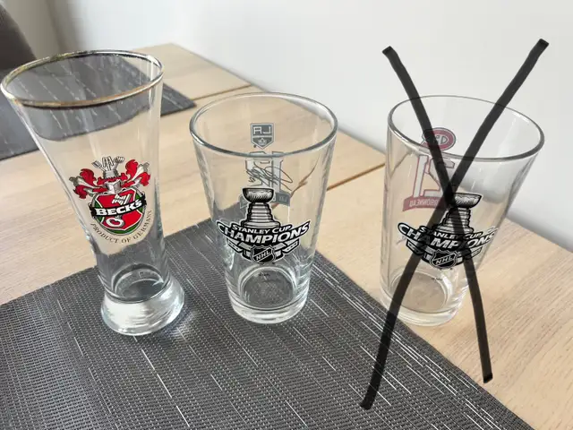 2 COOL GLASSES 62854393163009122