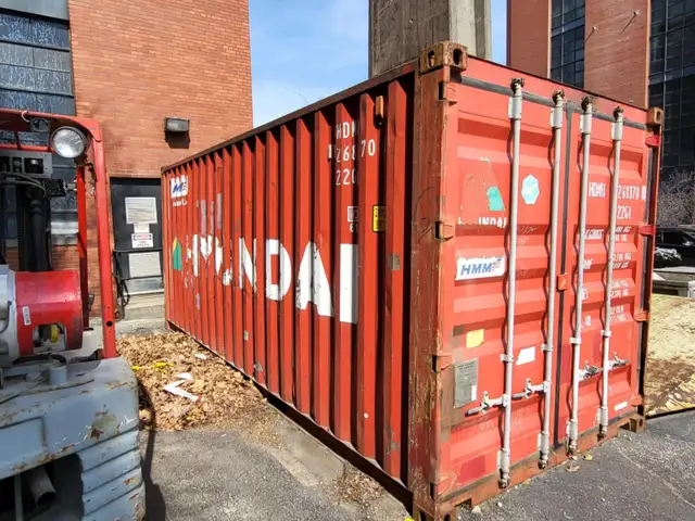 20' & 40' New And Used Shipping Containers, Financing Available!63683058270849121