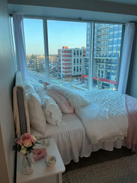 Waterloo! Room for rent at a condo unit
