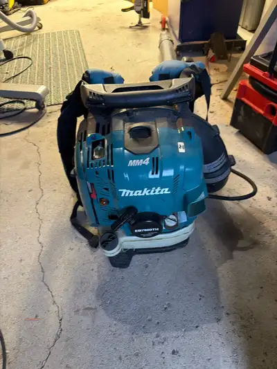 Makita leaf/snow blower, View more