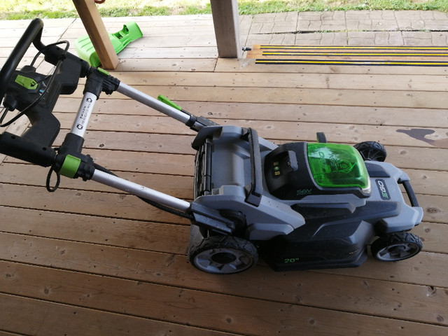 EGO LM2002-P 20"  Cordless Lawn Mower + 1 no. of lithium in Outdoor Tools & Storage in Charlottetown