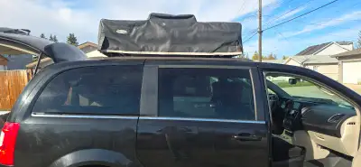 Smittybilt Overland Roof Top Tent, View more