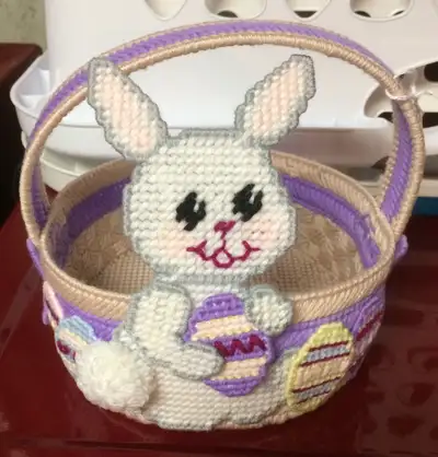 Bunny Basket For Sale - New, Voir plus