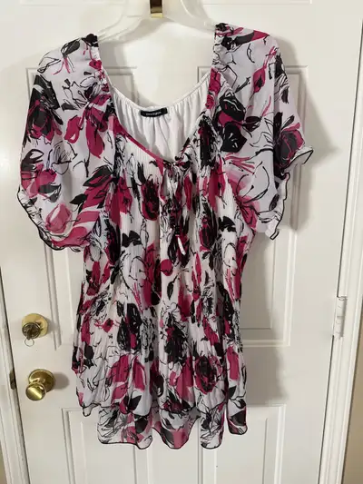 Pennington Top size 2X-3X, View more