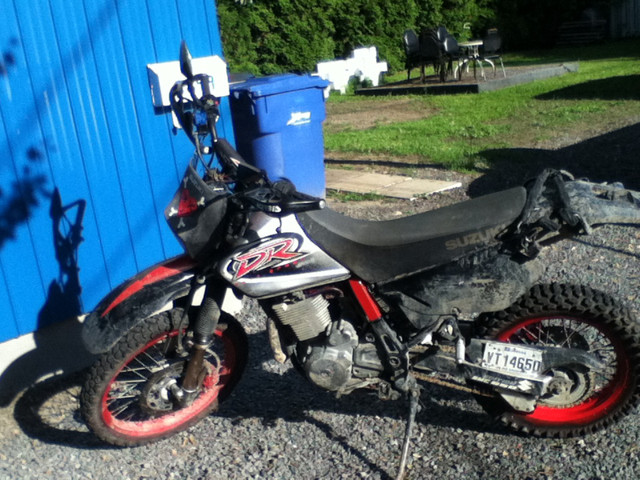Pièece Moto Suzuki Dr 650 dans Routières sportives  à Saguenay - Image 3