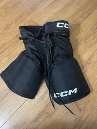 CCM Hockey Pants (sizing in the pictures)