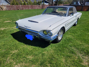 1965 Ford Thunderbird