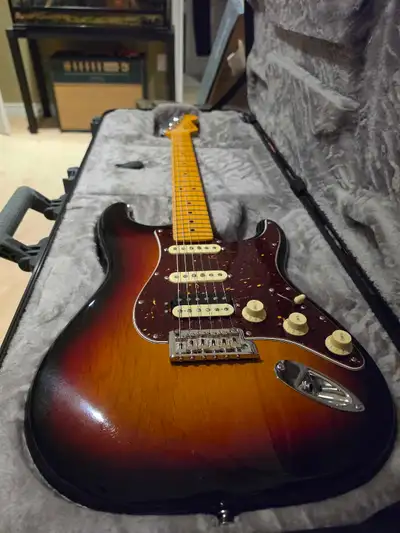 Fender American Pro II Stratocaster HSS, View more