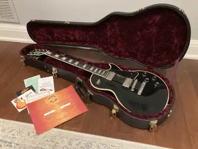 2005 Gibson Les Paul ‘68 Custom Authentic Black Beauty, View more