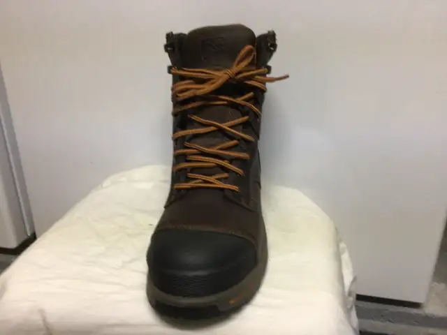 men’s timberland pro work boots size 8 in Men's Shoes in Kitchener / Waterloo - Image 4