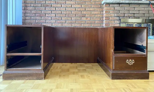 Made in USA Solid Wood Executive Desk in Desks in City of Toronto - Image 8