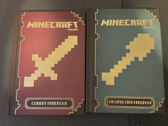 Minecraft Handbooks and Mega Builds Book in Children & Young Adult in Ottawa - Image 4
