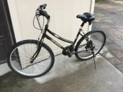 BICYCLE.   MOUNTAIN/STREET BICYCLE, View more