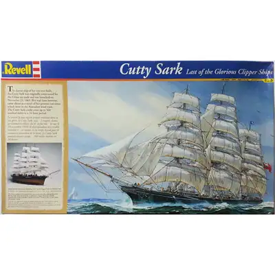 Ce kit Revell du Cutty Sark est une réplique classique à l'échelle 1/96 du célèbre clipper anglais p...