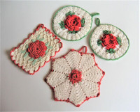 Vintage Crocheted Rose-Centred Potholders