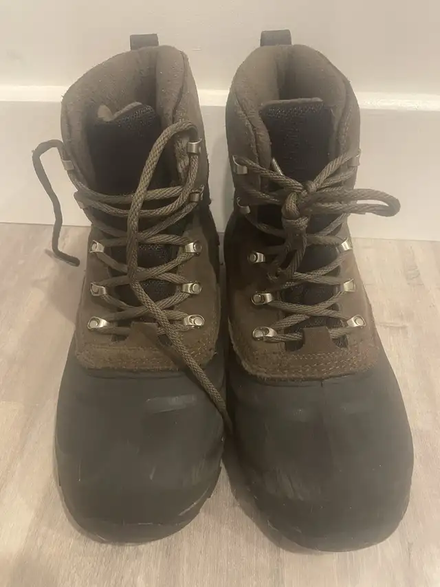 Men's Sorel Winter Boots (Sz 7) in Men's Shoes in Markham / York Region - Image 4