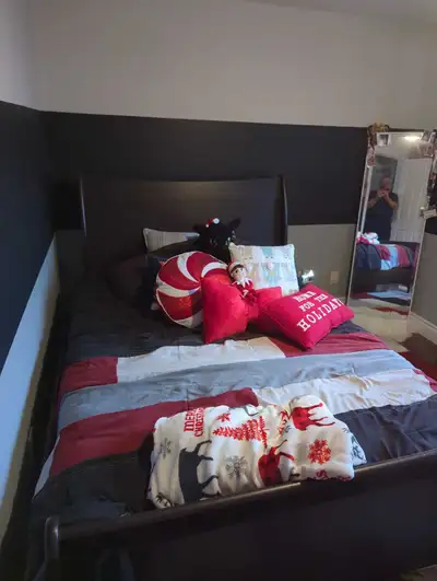 Double sleigh bed - Excellent condition, View more