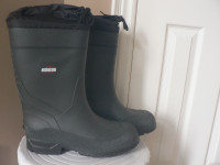 Men Aggressor Rubber Boots WaterProof/Snow/Cold(Sz 9)-BRAND NEW