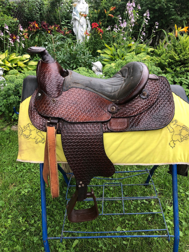 Selle de poney 12 po dans Accessoires pour bétails et chevaux  à Lanaudière - Image 2