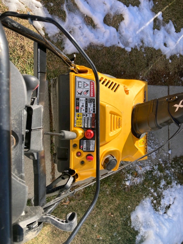 Cub Cadet snow blower Snowblowers Calgary Kijiji