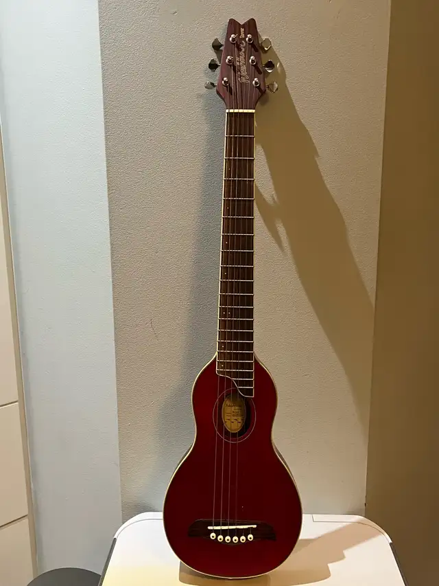 Washburn Rover RO10TR in Guitars in City of Montréal - Image 3