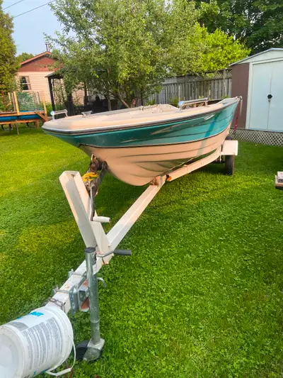 14' fiberglass boat, very good condition with trailer