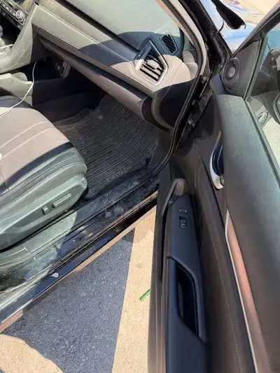 Selling my 2017 Honda Civic Sedan for $3,100firm with clean title and no accident history. Must be g...
