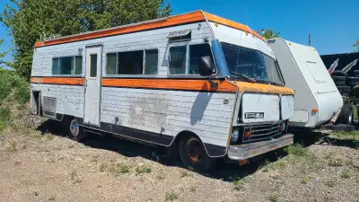 Think it is a 1978 does have an ownership, has 454 auto please don't ask any stupid questions, has a...