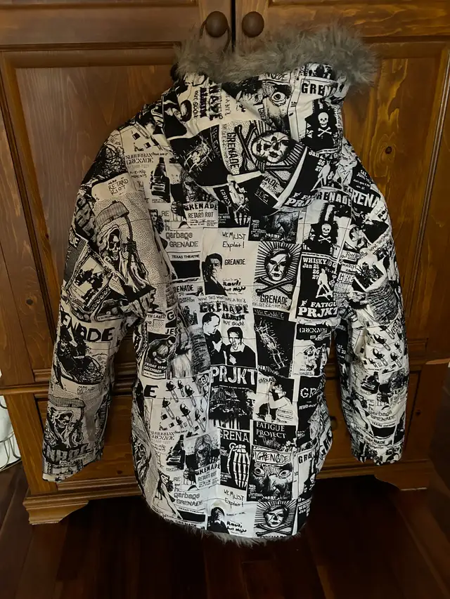Men's Winter Grizzy Faux Coat in Men's in Oshawa / Durham Region - Image 5