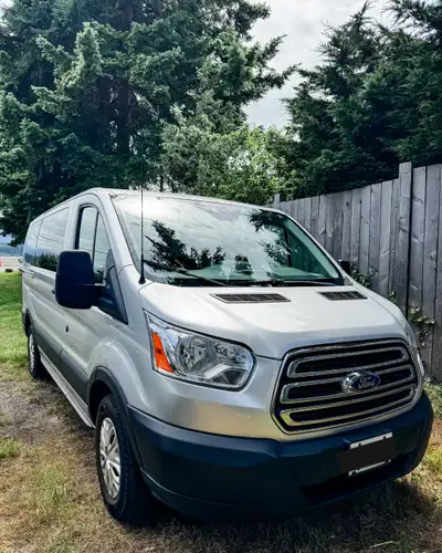 This silver 2019 Ford Transit is in excellent condition both mechanically and cosmetically. It has b...