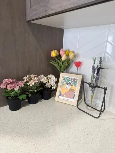 Home decoration in good condition,bought from IKEA. $10 for 7 items.