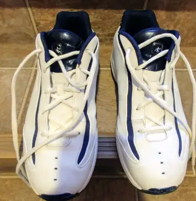 AND1 white mens all leather basketball sneakers, .sz. 10 great condition $40 *see my other ads