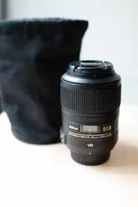 Nikon 85mm f/3.5G AF-S DX ED VR Micro Nikkor Lens