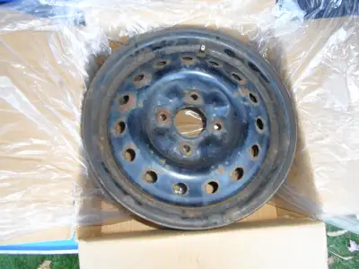 Ensemble de 4 jantes 15 po - 4 trous