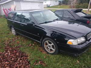 2000 Volvo V70