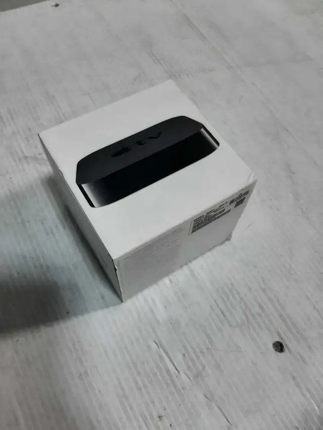 Apple TV in Video & TV Accessories in City of Montréal - Image 2