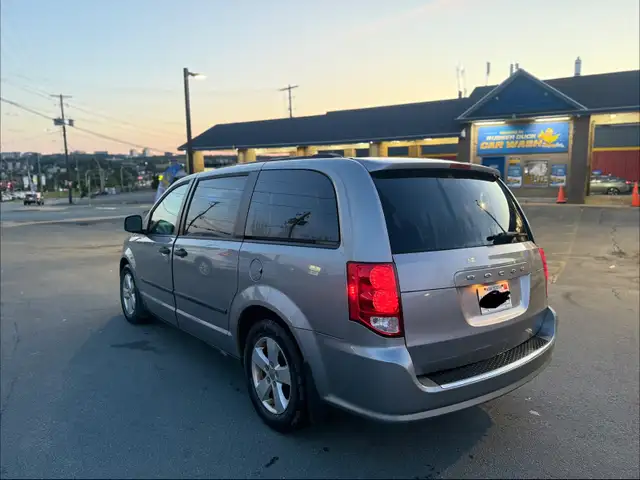Dodge caravan 520332021712168961