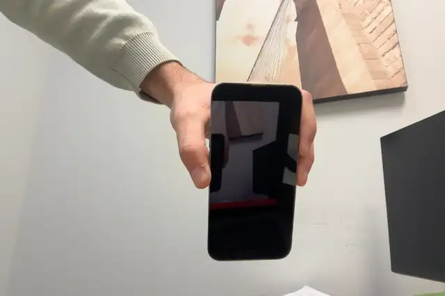 iPhone 13 Pro - New Battery - Good Condition - Unlocked in Cell Phones in Markham / York Region - Image 5
