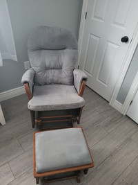 Rocking chair and foot rest
