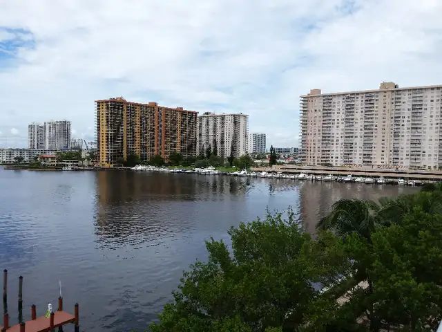 Condo à louer, Sunny Isles Beach Floride GOLDEN BAY CLUB in Florida in Canada - Image 8