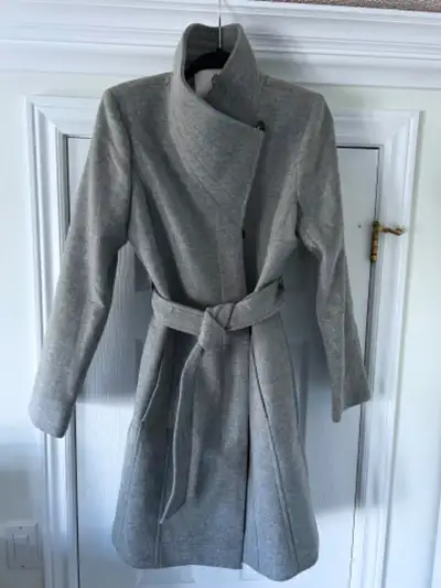 *LIKE NEW* Aritzia/Babaton "Connor Coat" High Quality Wool Coat, View more