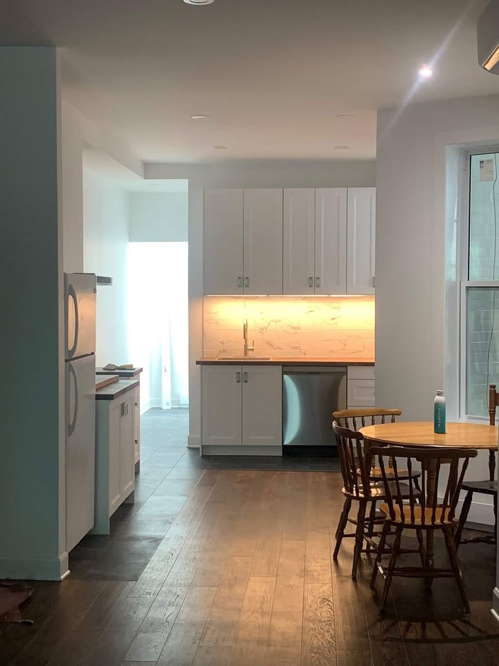 2 Bed apt downtown in Quartier des Spectacle — photo 2