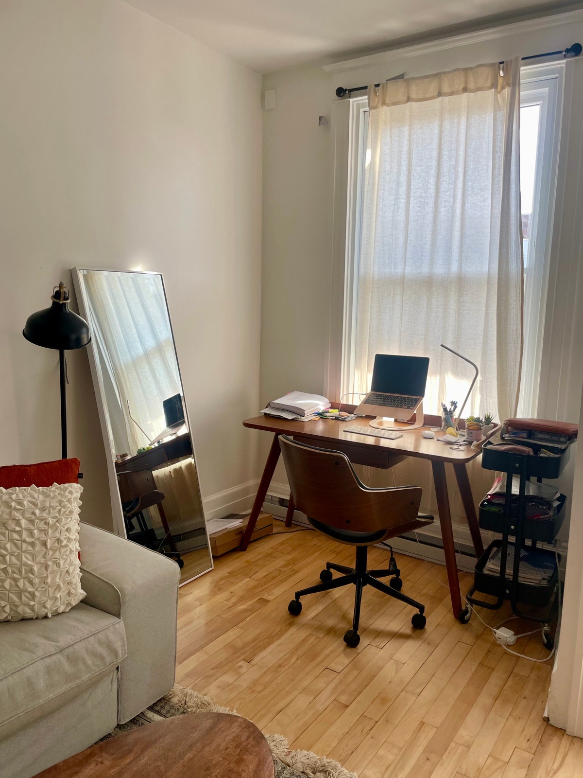 Cession de bail 3 1/2 Petite Patrie - disponible dès maintenant! — photo 1